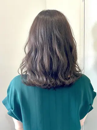 ミディアム カラー モデルさん募集中IT byALBUM八王子のヘアスタイル