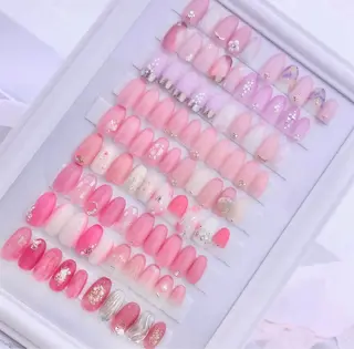 ネイル えくにゃん所属・AMAGASAKI LISAのネイルデザイン