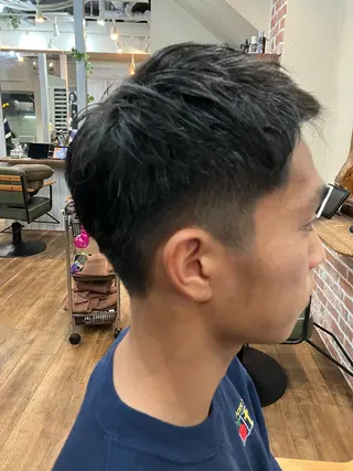 メンズ GRAPE VINES港南台店所属・鈴木 小百合のヘアスタイル