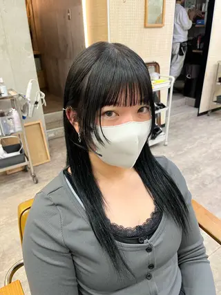 セミロング カラー SALT WATER所属・🫐 𝐌𝐚𝐨 🫐似合わせcutのヘアスタイル