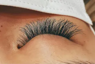 マツエク・マツパ ラベルタ 上野のエステ・リラクイメージ