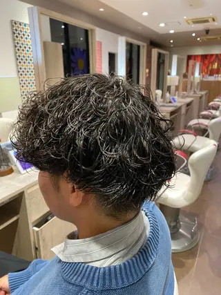 パーマ メンズ 増井 佑馬のヘアスタイル