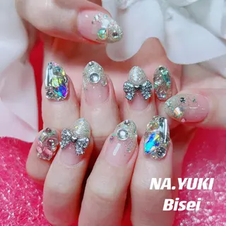 ネイル 🦋 Queenieのネイルデザイン