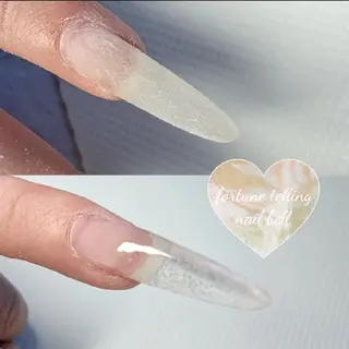 ネイル 占いができるネイルサロン「ネイルベル」所属・さいとう りなのネイルデザイン