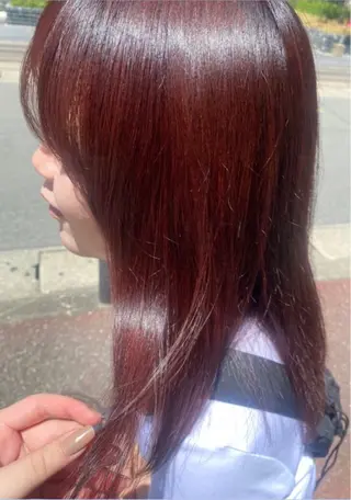 カラー hina KEEDAのヘアスタイル