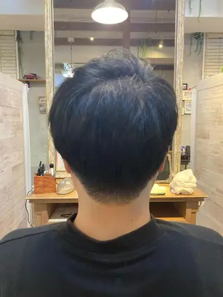 ショート メンズ glam ミサキのヘアスタイル