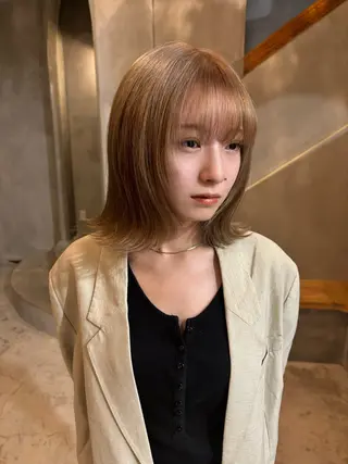 ショート カラー 小西 萌々香のヘアスタイル