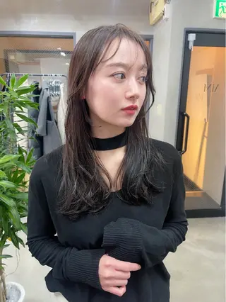 セミロング AiM 大名　似合わせカットのヘアスタイル