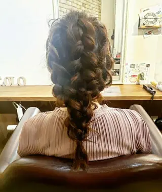 ロング 🇰🇷透明感×ハイ トーン🌟tomoのヘアスタイル