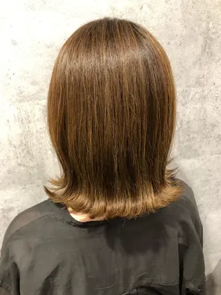 ミディアム カラー 西 めぐみのヘアスタイル