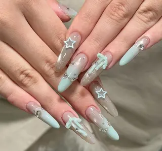 ネイル Pure&Rich Nailのネイルデザイン