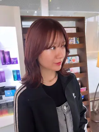 ミディアム TAKAHASHI REIKAのヘアスタイル