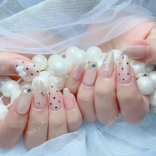 ネイル Queenie 🦋のネイルデザイン