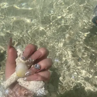 ネイル Y. Reonaのネイルデザイン