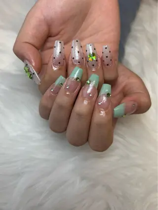 ネイル ulu nailsalon所属・ulu nail しえるのネイルデザイン