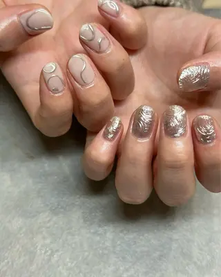 ネイル kiii.__ ✴︎*のネイルデザイン