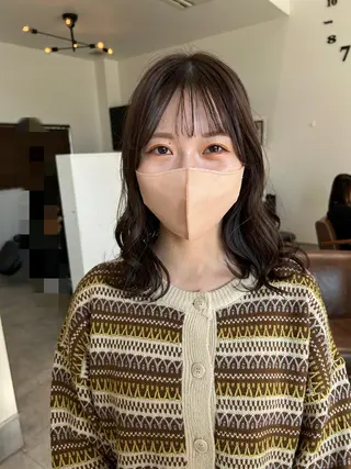 カラー 河野 いずみのヘアスタイル