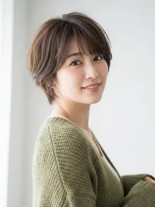 ショート カラー サラ艶髪が得意/ 新崎CRISTINAのヘアスタイル