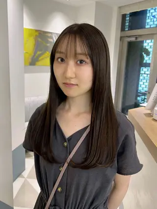 セミロング L'EANE THE TOKYO所属・美顔形成カット｜青山 髪質改善｜三浦秀太郎のヘアスタイル