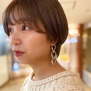 ショート アシカガ ヨウコのヘアスタイル