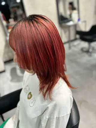 ミディアム カラー KISS SWAN所属・KISSSWAN Remiのヘアスタイル