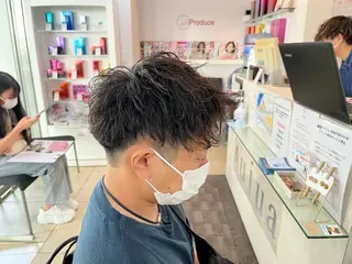 ショート パーマ メンズ 韓国風メンズ/毛流れ ヘアなら須田龍世のヘアスタイル