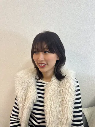 ミディアム カラー 森田 真由香のヘアスタイル