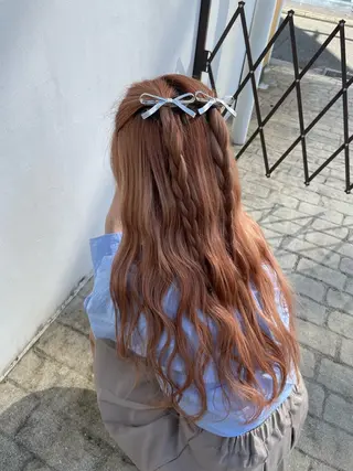 ヘアアレンジ karin ボブハイトーンのヘアスタイル