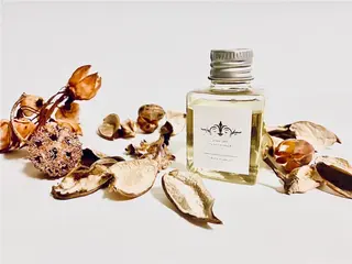 ショート カラー grand juteのヘアスタイル