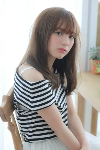 セミロング カラー パーマ ヘアアレンジ VIVIE【ヴィヴィ】所属・髪質改善/韓国風 レイヤー/田村祐樹のヘアスタイル