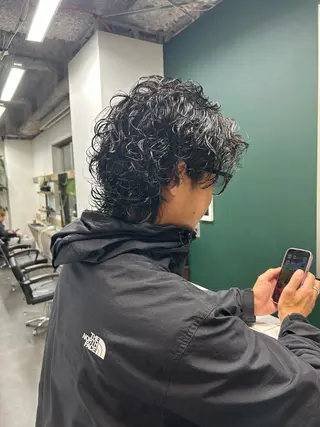 パーマ メンズ フラッグヘアー天神西通り店所属・flag hair レイナのヘアスタイル