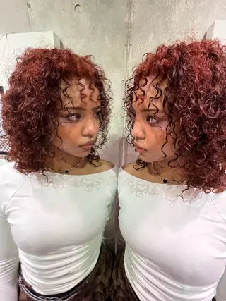 ミディアム カラー SOZO Hair&Make Ginza所属・柴田 愛奈のヘアスタイル