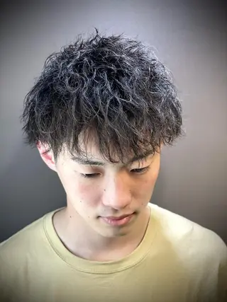 ショート パーマ メンズ プレミアムバーバー新宿店所属・⚡️メンズ特化⚡️ 倉林 隼大のヘアスタイル