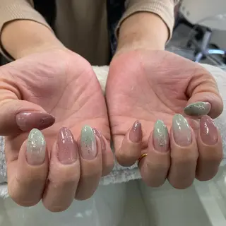 ネイル J. NAILのネイルデザイン