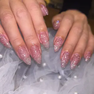 ネイル ROSE beauty salon所属・ROSEbeauty salon.Momoのネイルデザイン