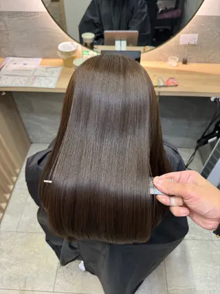 セミロング youres hair神楽坂店所属・青木 啓輔のヘアスタイル