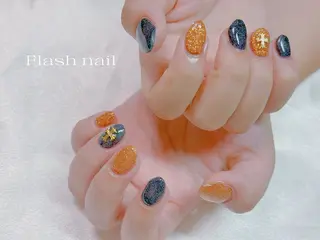 ネイル ~Sol&Luna~ Momonaのネイルデザイン