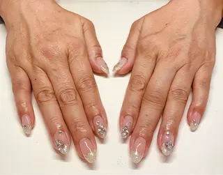 ネイル Mule Beauty Salon所属・ミュール ビューティーサロンのネイルデザイン