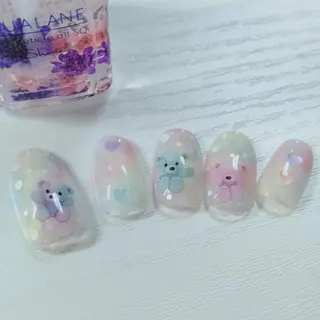 ネイル 爪工房ぱるっこ所属・川岡 香を里のネイルデザイン