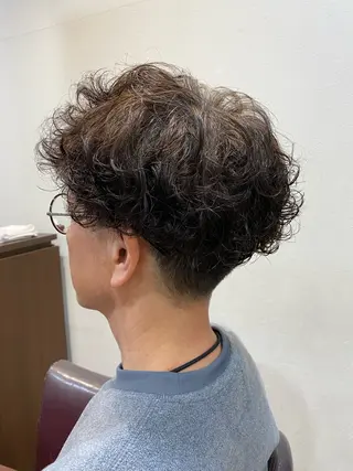 パーマ メンズ 仲井 充のヘアスタイル