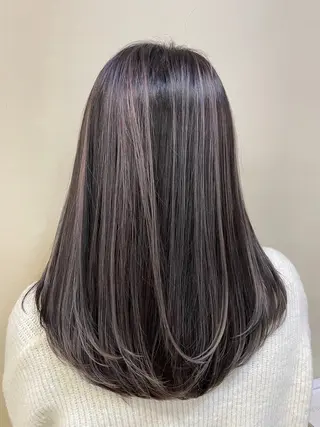 セミロング TELAHAIR 副代表　石川篤史のヘアスタイル
