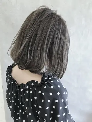 ショート カラー _WHITE 難波本店のヘアスタイル