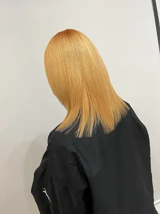 セミロング カラー 鍵 魁斗のヘアスタイル