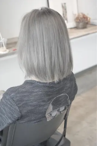 ミディアム カラー 🌈ディレクター🌈 徳松優希のヘアスタイル