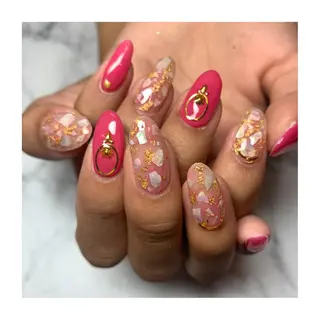 ネイル 駒月 明日香の眉毛・アイブロウイメージ