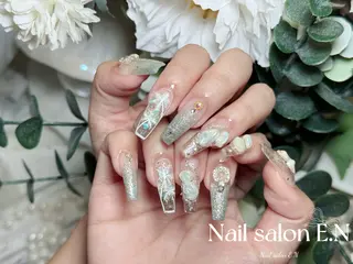 ネイル E.N🦋 長さ出し/持ち込みのネイルデザイン