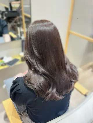 セミロング カラー ヘアアレンジ hazuki🐈‍⬛ 透明感カラーのヘアスタイル