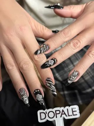 ネイル 長さ出し専門店 上野店サロンのネイルデザイン