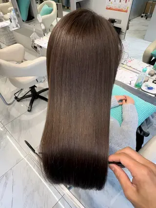 ロング 髪質改善ストレート/レイヤーカット/Lee Horie所属・髪質改善&縮毛矯正 池本 有宏のヘアスタイル