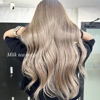 ロング カラー シールエクステ特化 ハイトーン、NANAのヘアスタイル